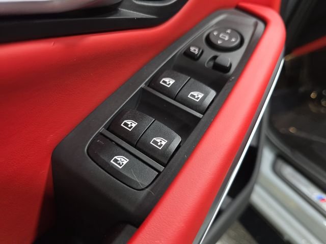 Used 2021 Brooklyn Gray Metallic BMW Competition image 27