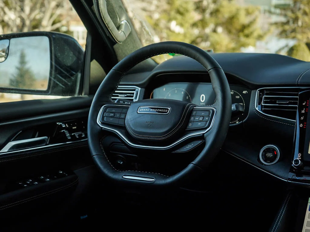 New 2026 High Gloss Black Jeep Summit Obsidian image 16