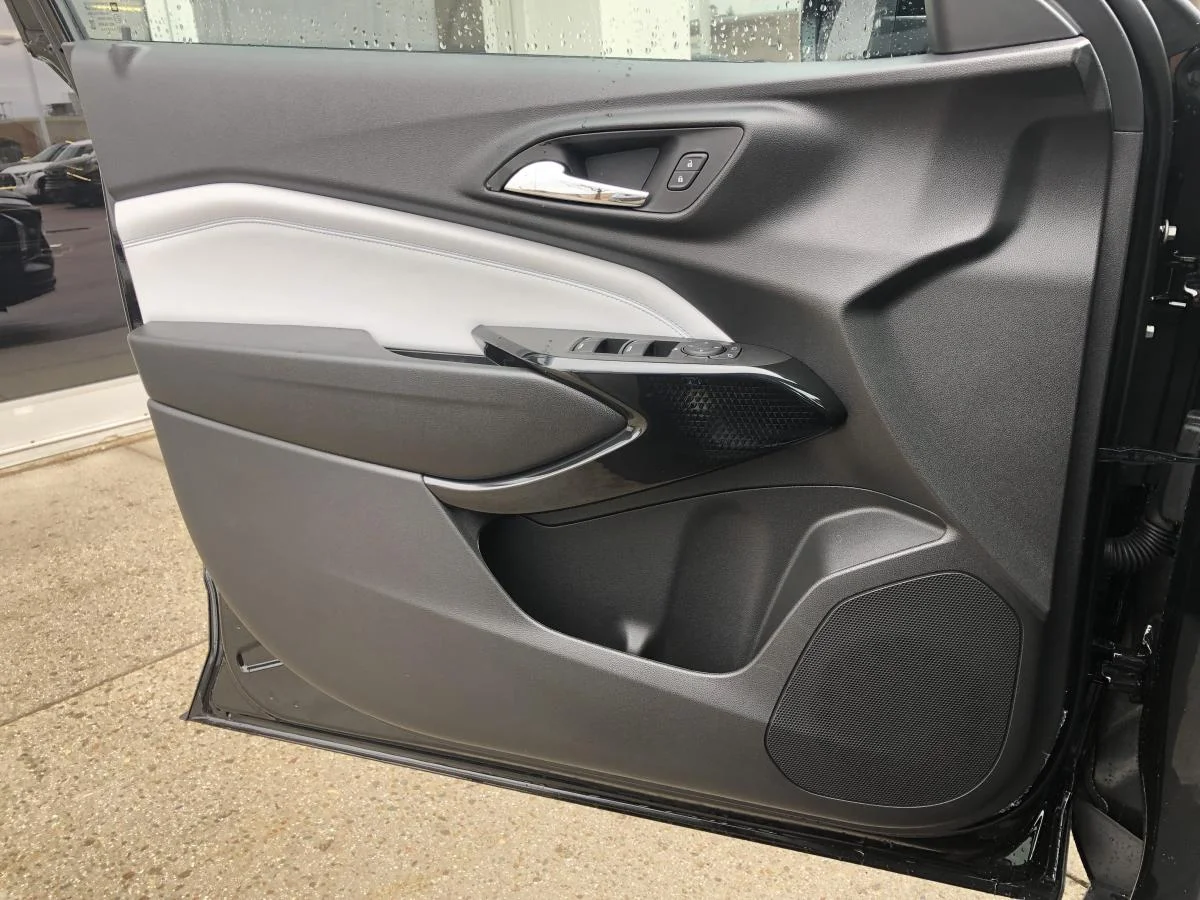 New 2026 Black Chevrolet Fwd 4dr Lt image 18