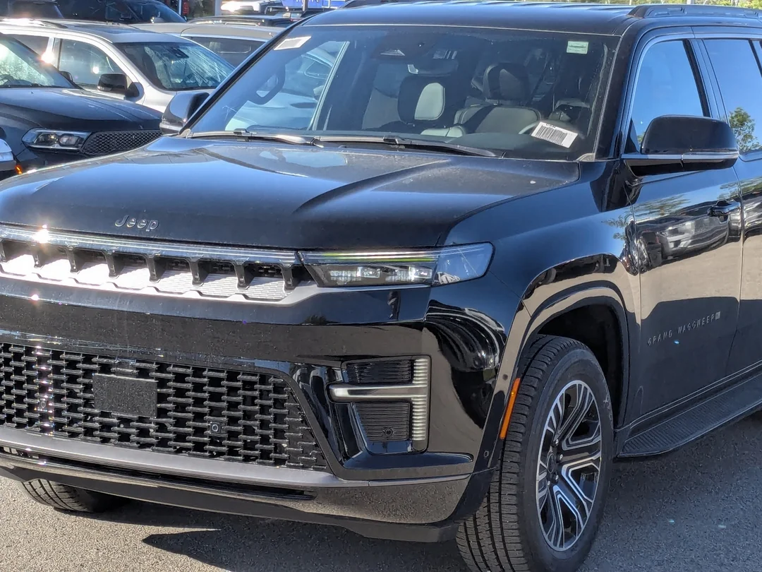 New 2026 Black Jeep 85th Anniversary - - 4x4 - McIntosh Audio 19 Spkrs - 3 Panel Sunroof - Surround View Cam & More! image 10