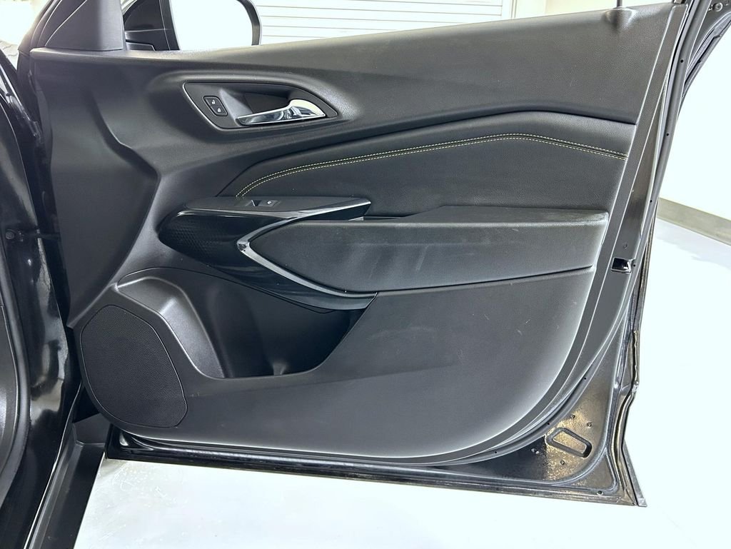 Used 2025 Black Chevrolet LT image 16