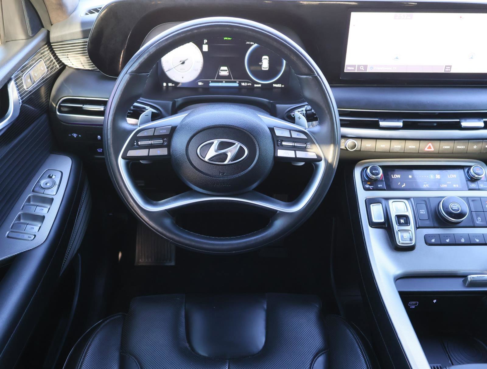 Used 2023 Sierra Burgundy Hyundai Calligraphy image 9