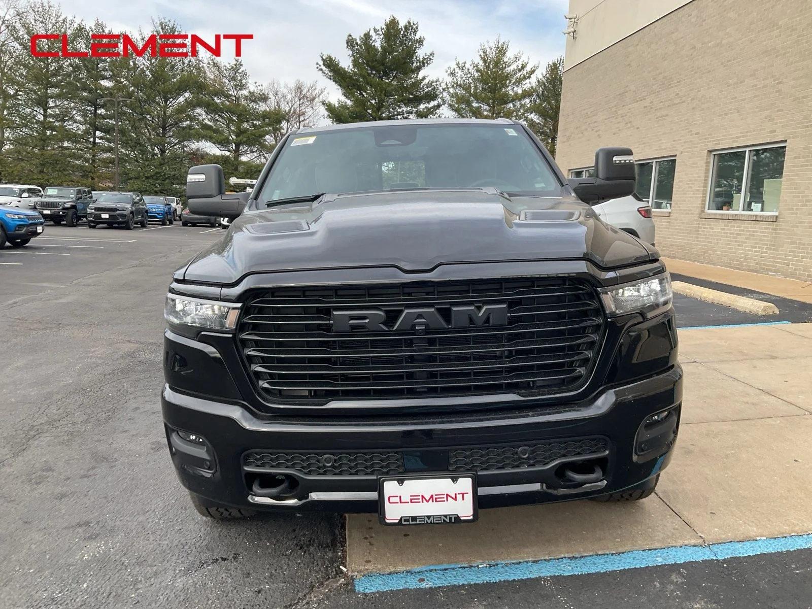 New 2026 Diamond Black Crystal Pearl-Coat Exterior Paint RAM Laramie image 3