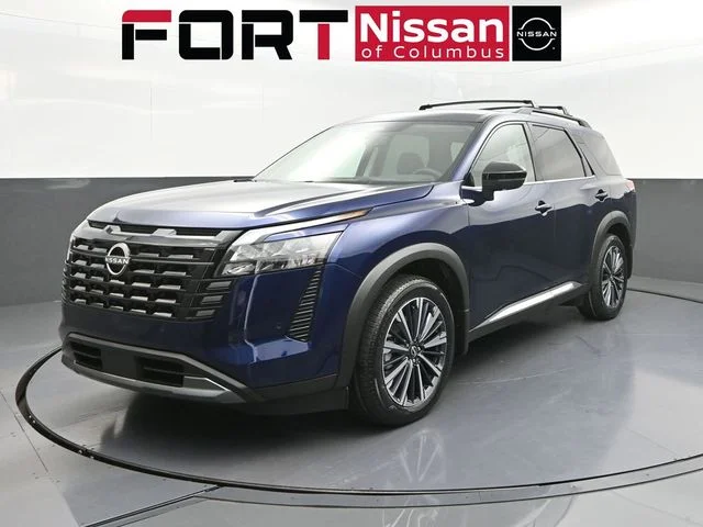 2026 Nissan Pathfinder Platinum 2WD's photo