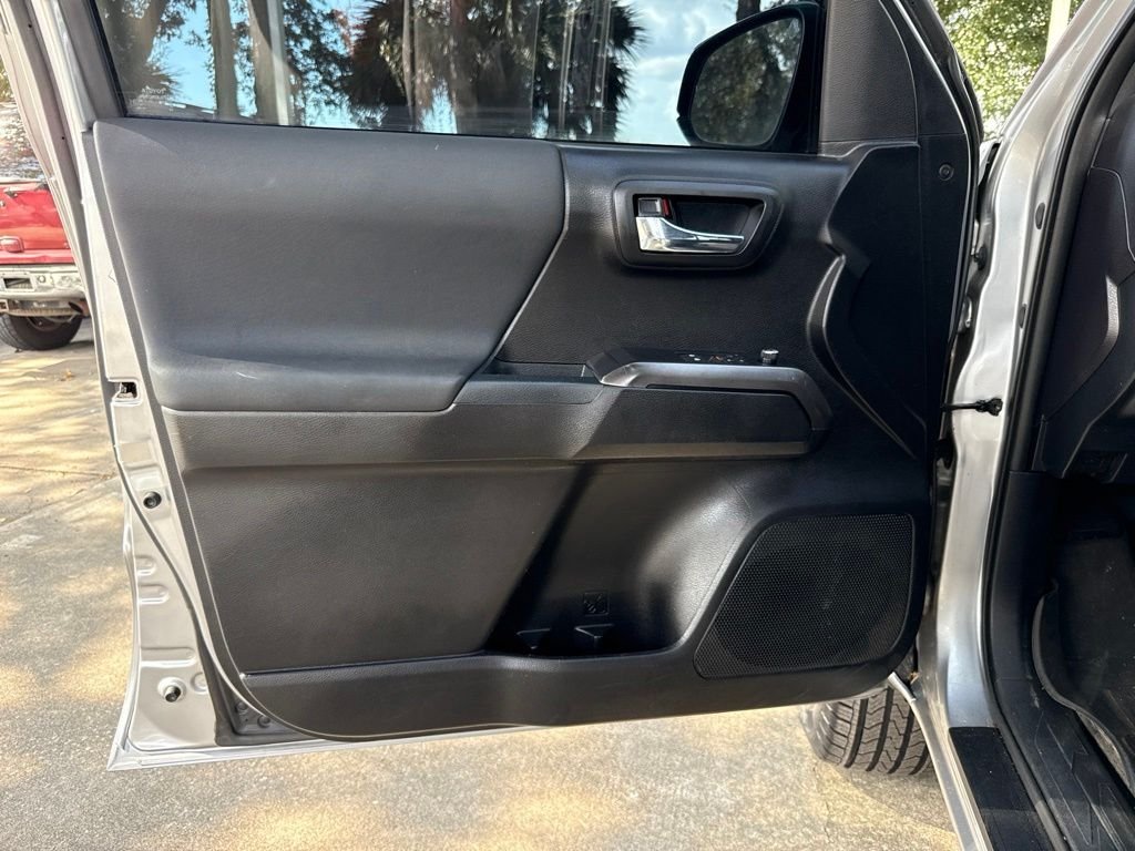 Used 2017 Silver Toyota TRD Off-Road image 15
