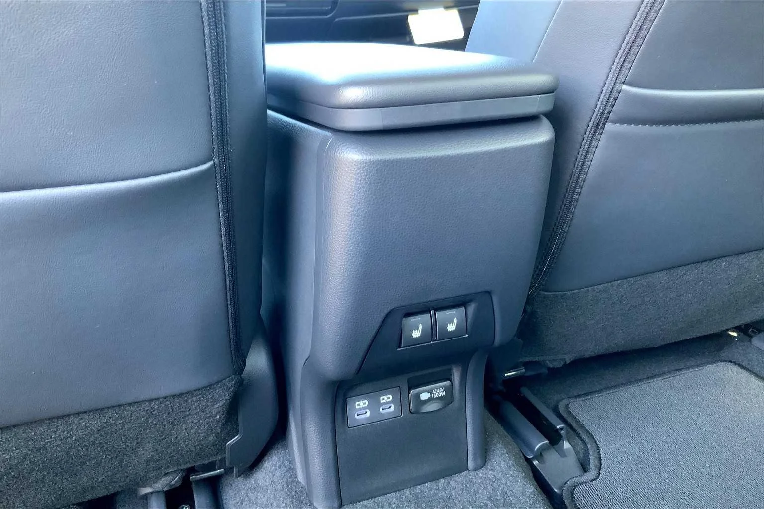 2026 Toyota Prius Plug-in Hybrid XSE Premium - Photo 20