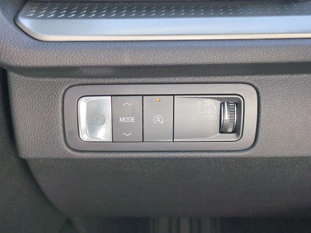 Used 2025 Gray Chevrolet LT image 21