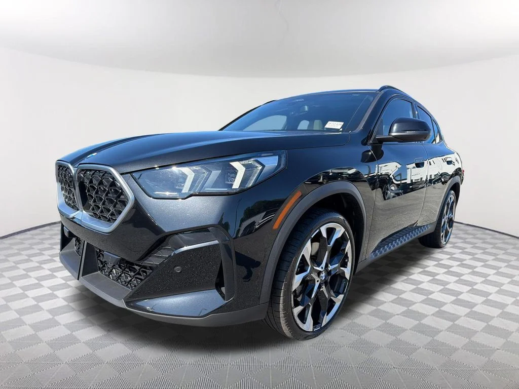 Used 2025 Black BMW xDrive28i image 1