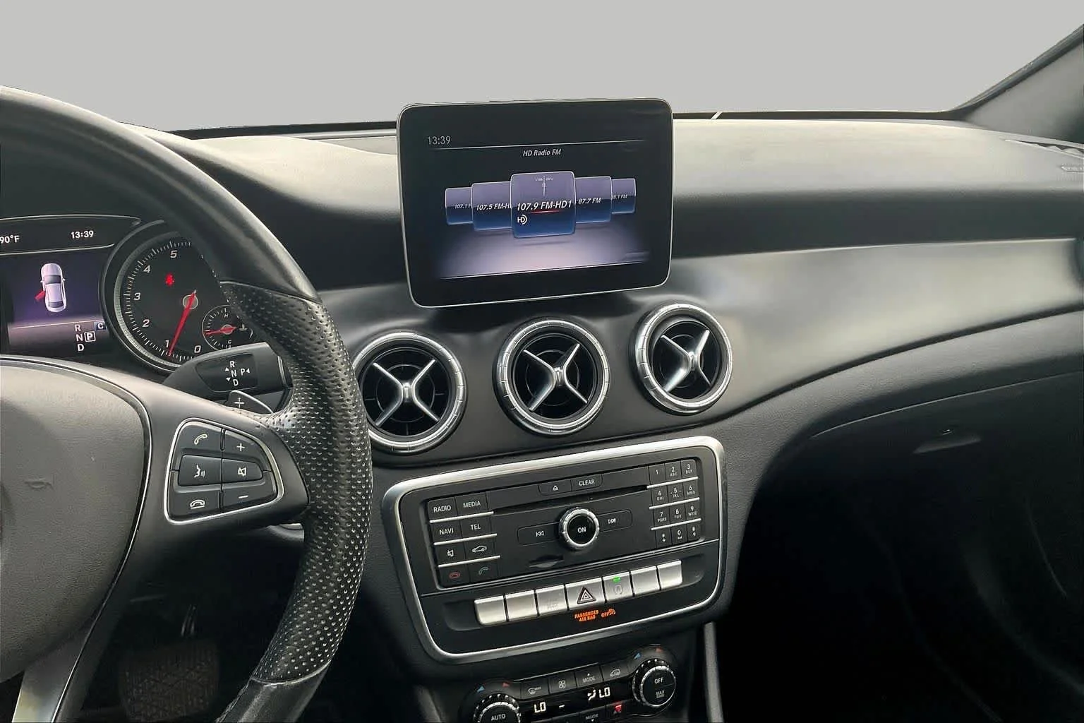 Used 2019 Polar White Mercedes-Benz CLA 250 image 7