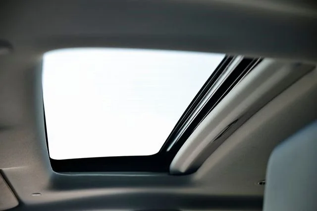 New 2027 Urban Gray Honda EX-L image 29
