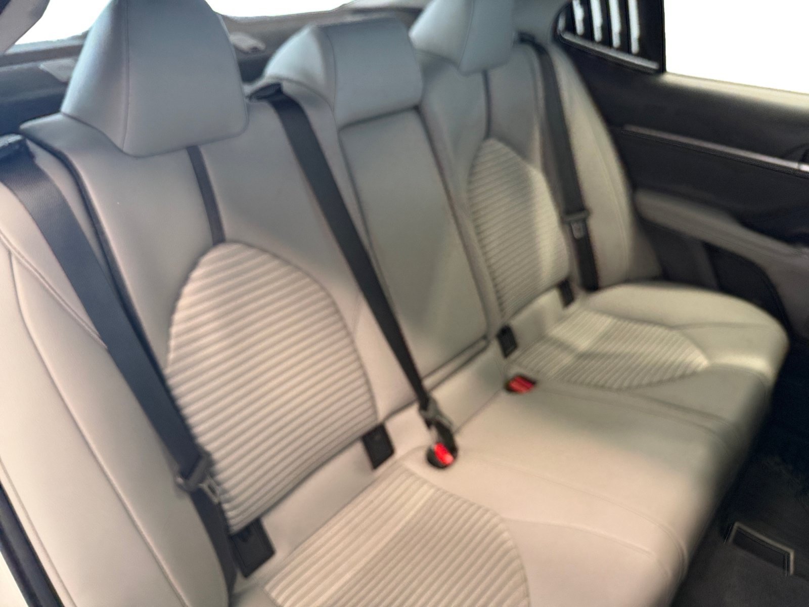 Used 2022 White Toyota SE image 32