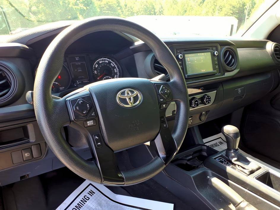 Used 2018 Midnight Black Metallic Toyota SR image 11