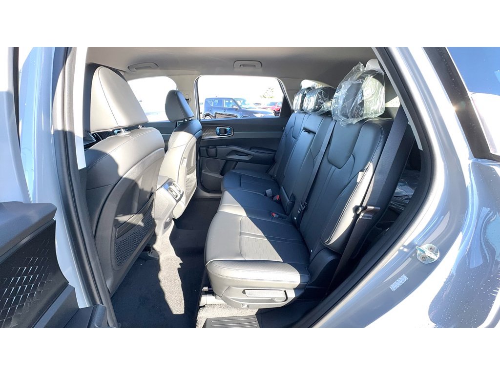 New 2026 Wolf Gray Kia EX image 25