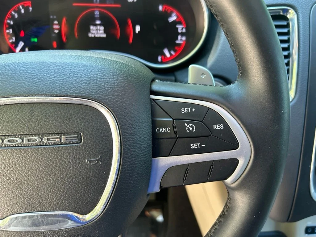 Used 2015 Black Dodge Limited image 23