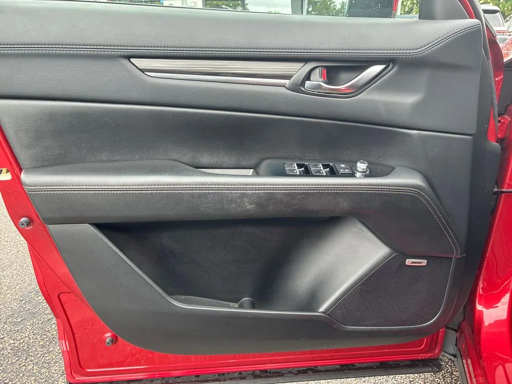Used 2018 Red Mazda Grand Touring image 27