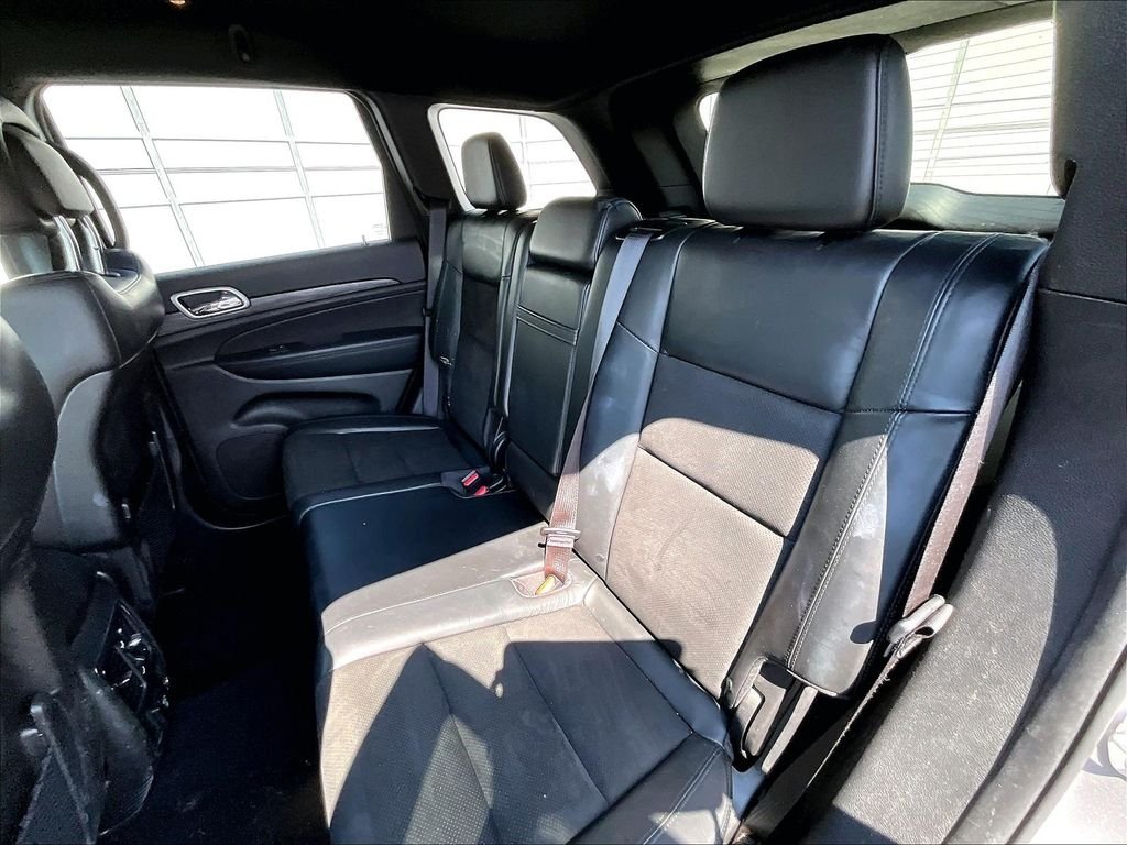 Used 2021 Billet Silver Metallic Clearcoat Jeep Laredo X image 14