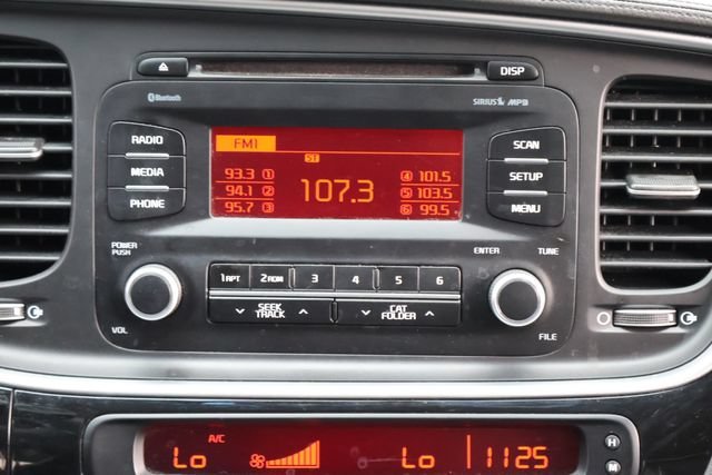 Used 2015  Kia EX image 18