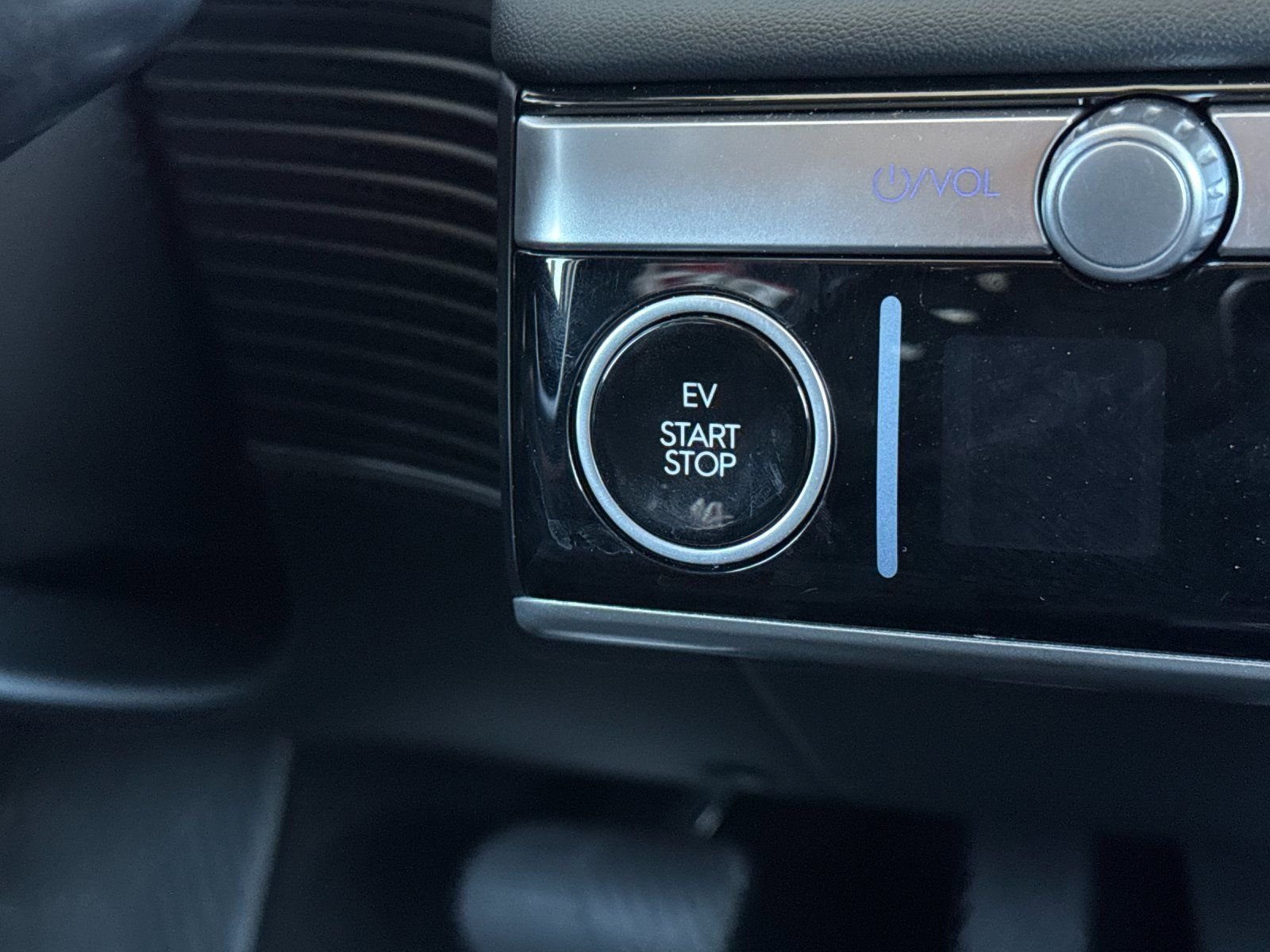 2024 Hyundai IONIQ 5 SEL - Photo 21