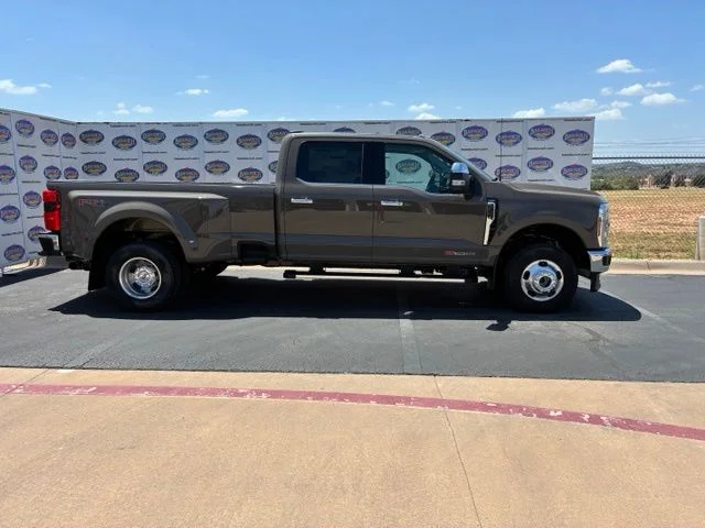 New 2026 Ford F-350SD Lariat