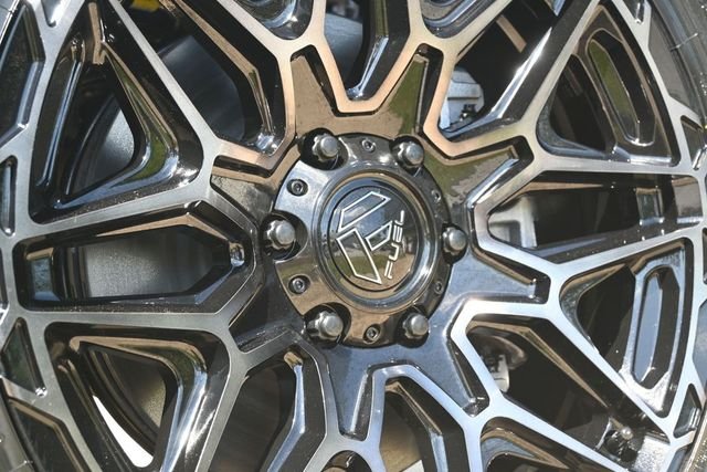 2025 Ford F-150 Lariat - Photo 10