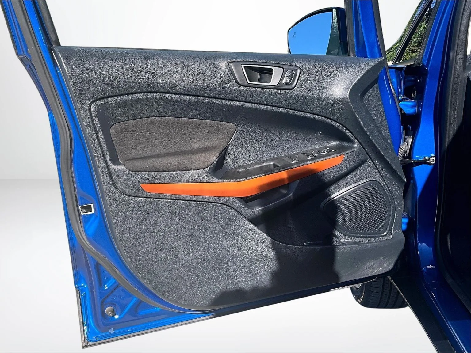 Used 2022 Blue Ford SE image 23