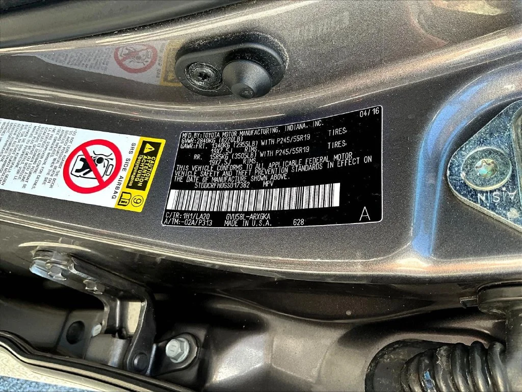 Used 2016 Gray Toyota Limited Platinum image 23