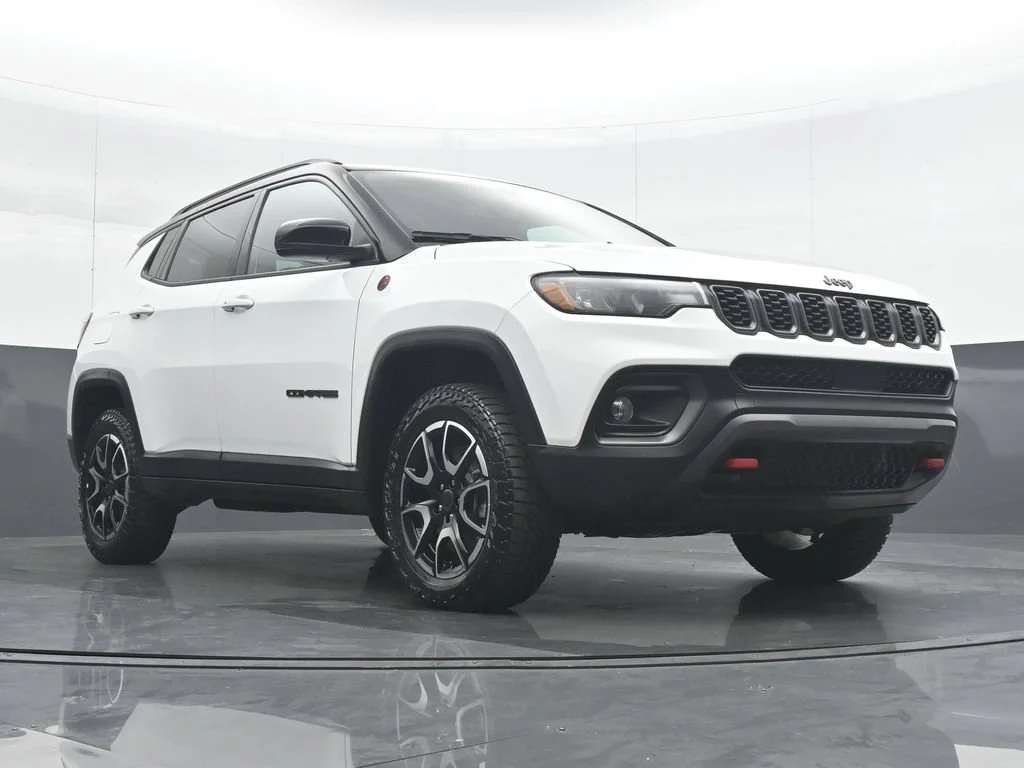 Used 2026 White Jeep Trailhawk image 37
