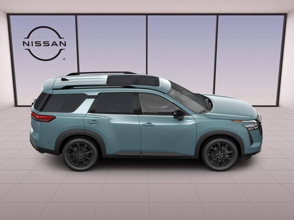 New 2026 Green Nissan SL image 4