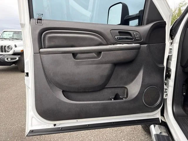 Used 2013 Summit White Chevrolet LTZ image 24