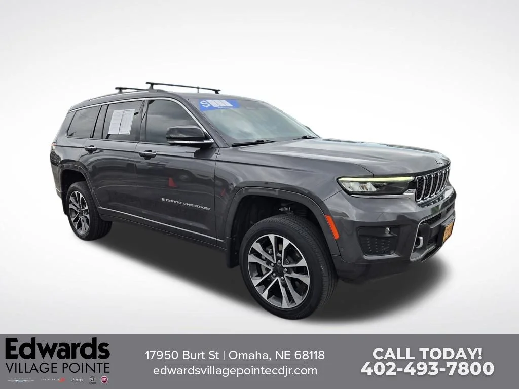 Used 2022 Gray Jeep Overland image 1