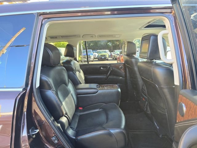 Used 2018 Almond Nissan Platinum image 12