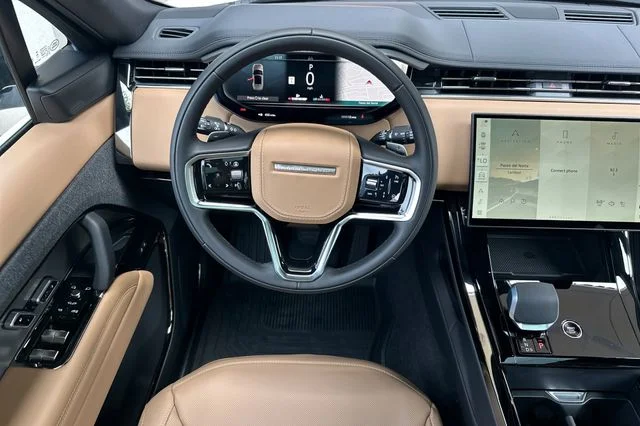 New 2026 Fuji White Land Rover SE image 13