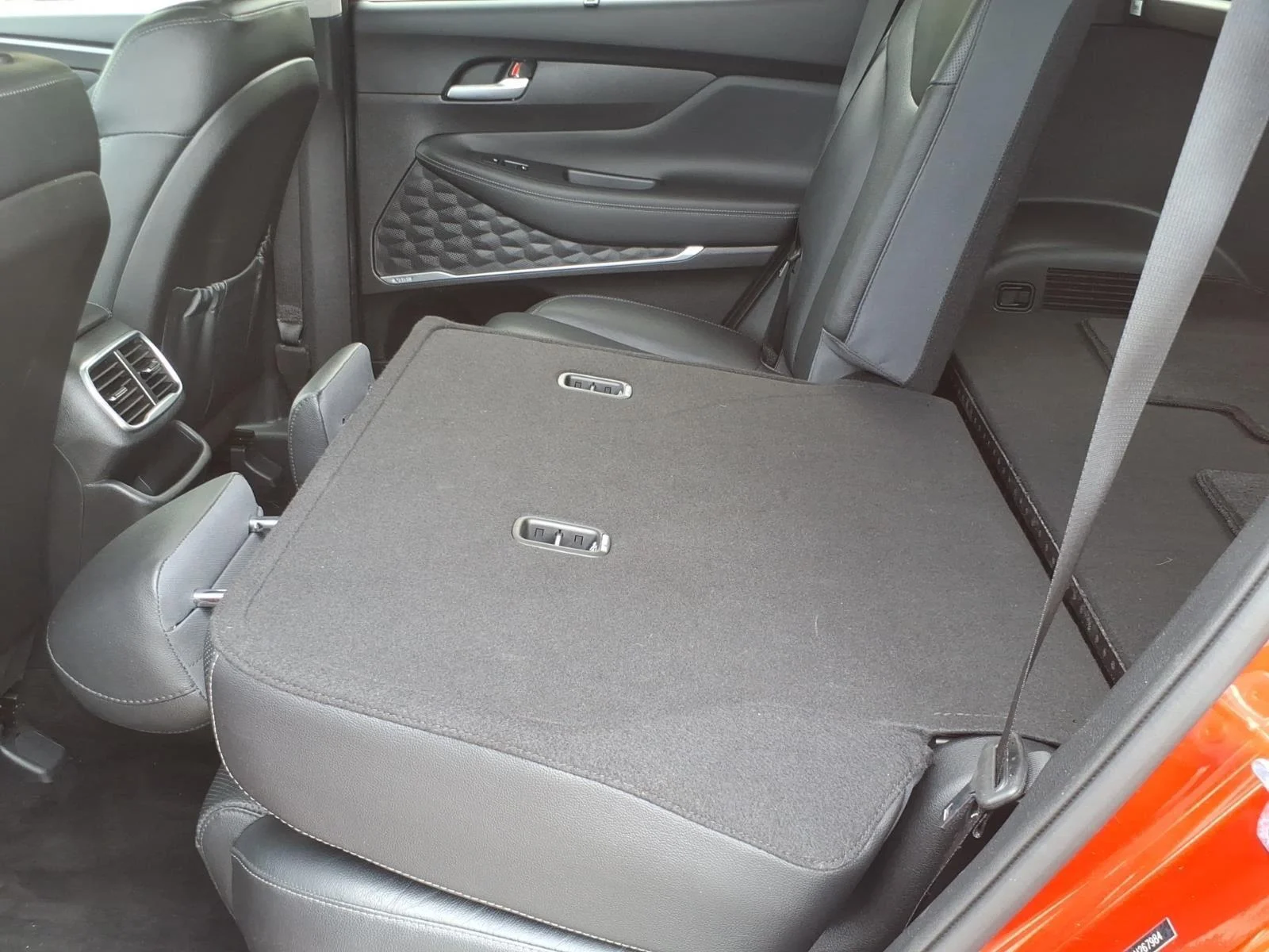 Used 2020 Lava Orange Hyundai Limited image 27