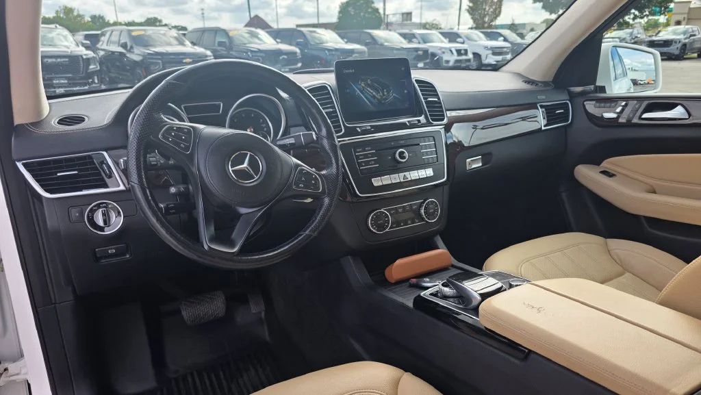 Used 2017 White Mercedes-Benz GLS 450 image 6