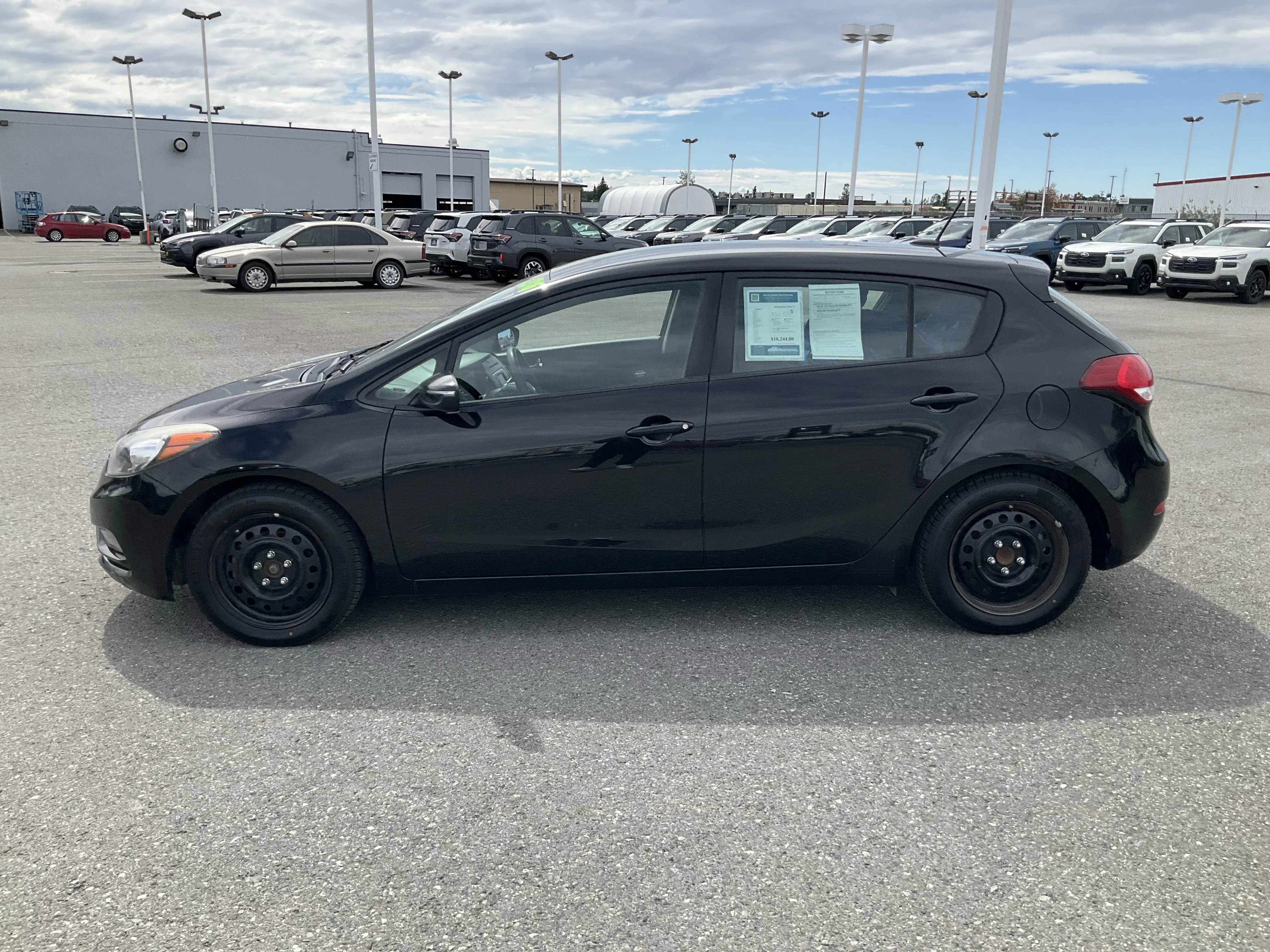 Used 2016 Aurora Black Pearl Kia LX image 3