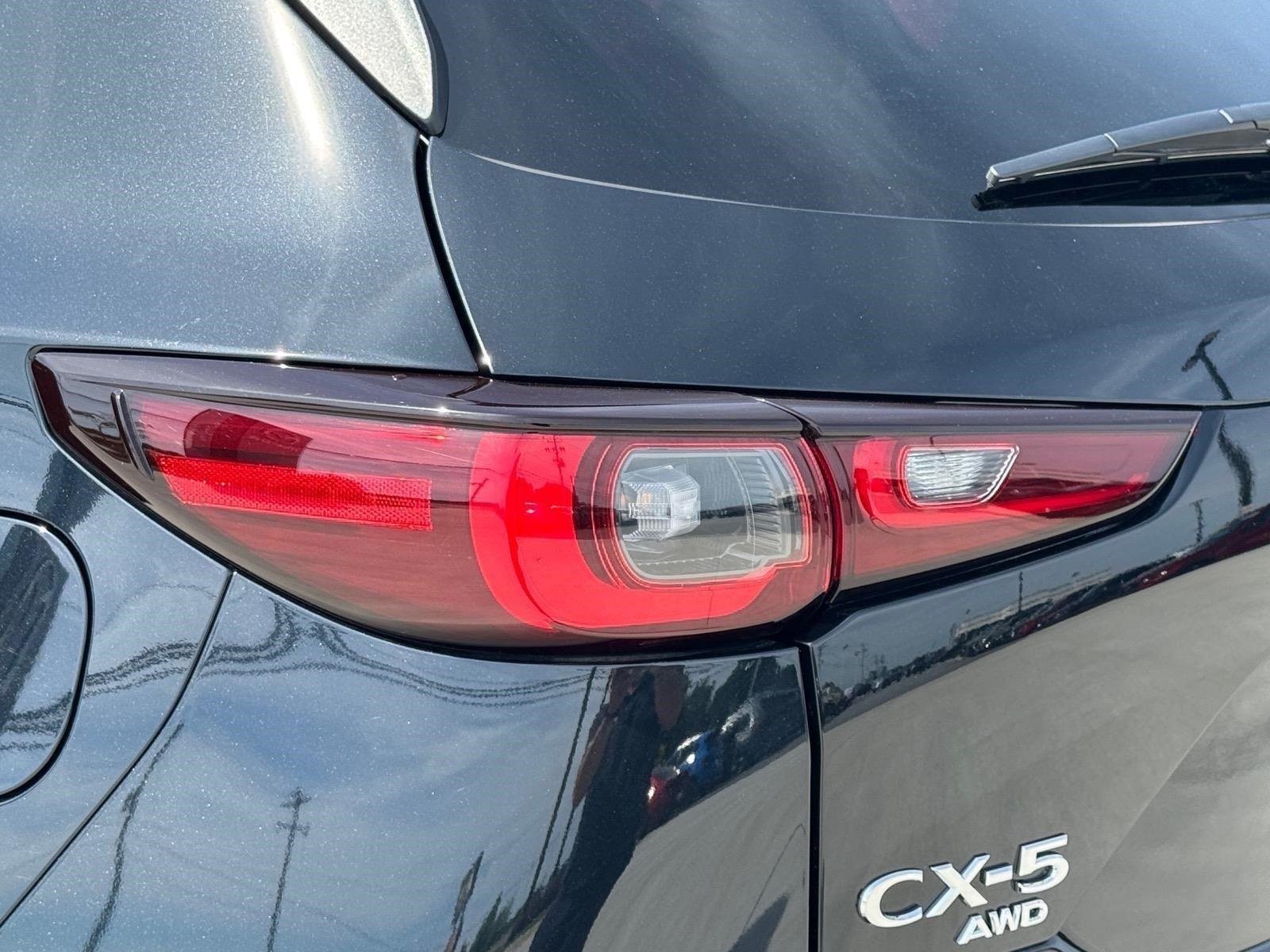 Used 2025 Jet Black Mica Mazda 2.5 S Carbon Edition image 11