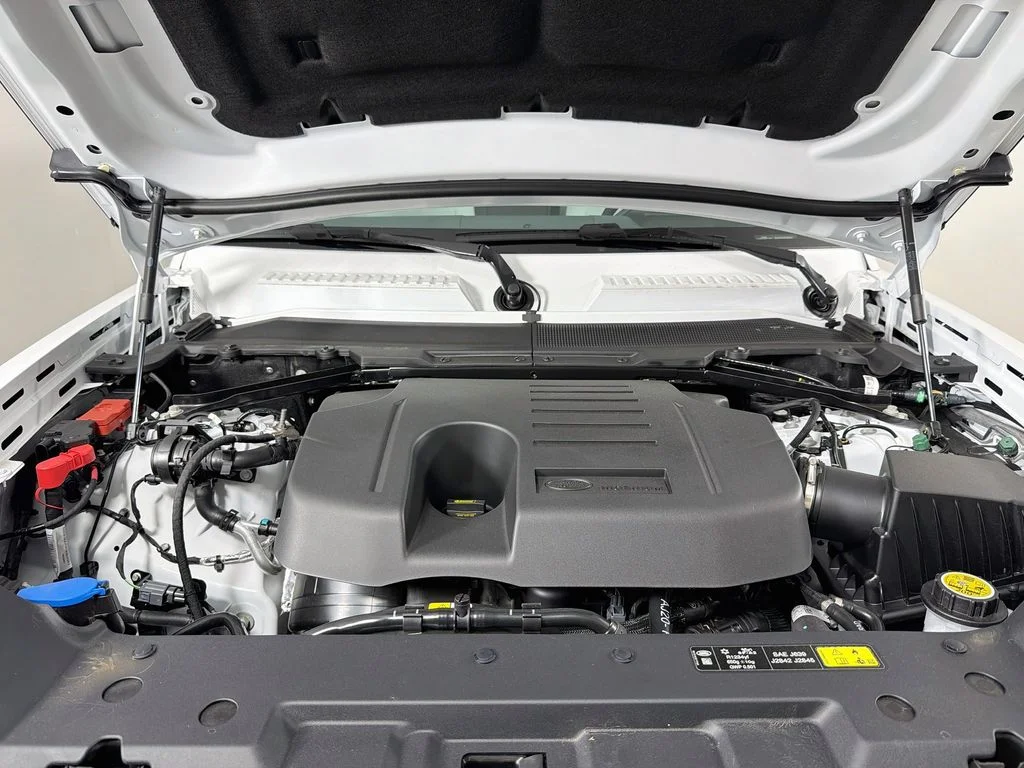 2026 Land Rover Defender X-Dynamic SE - Photo 32