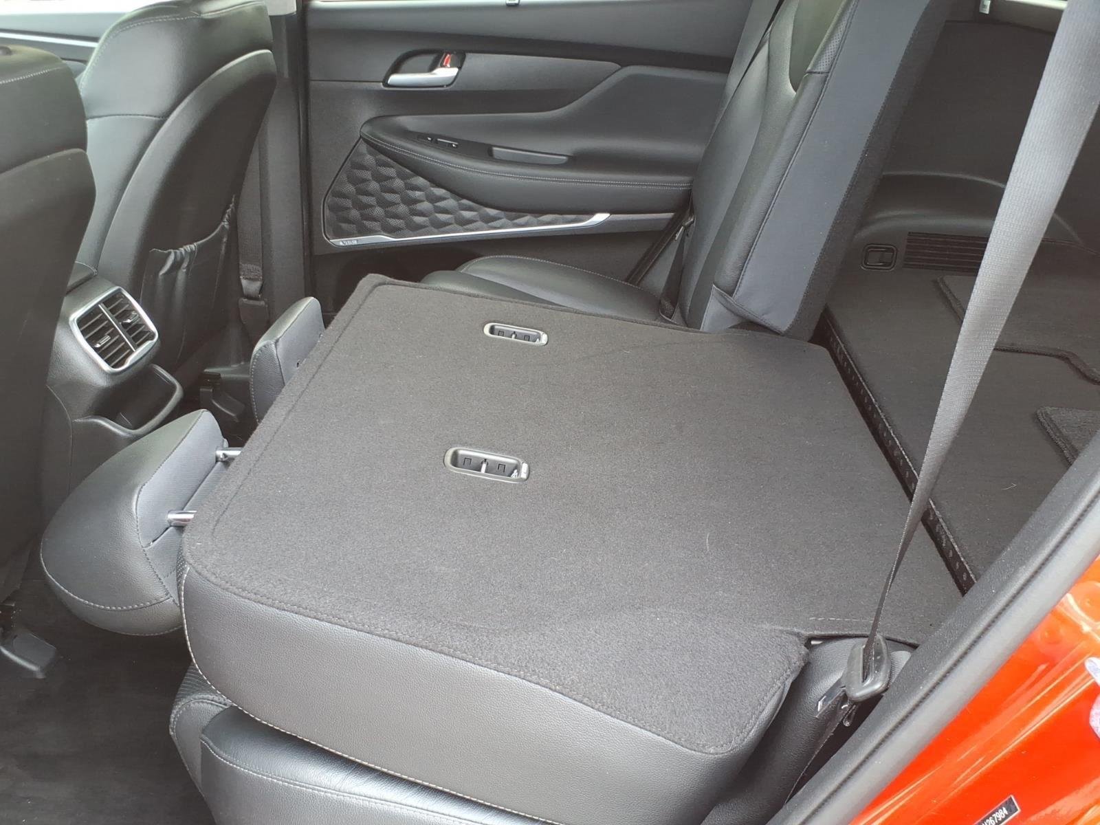 Used 2020 Lava Orange Hyundai Limited image 27