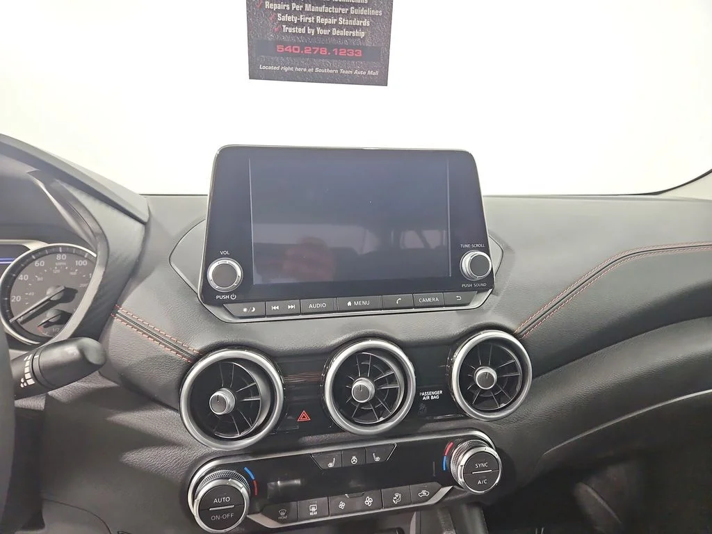 Used 2024 White Nissan SR image 20