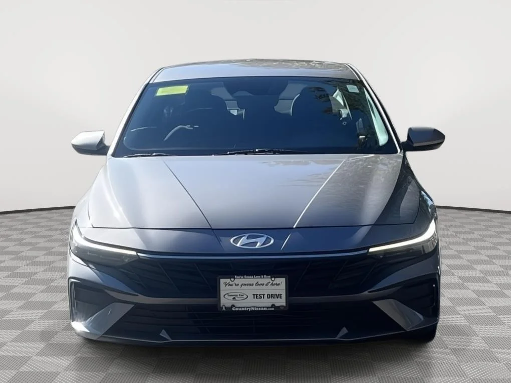 Used 2024 Fluid Metal Hyundai SEL image 2