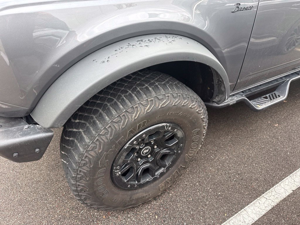 Used 2022 Gray Ford Wildtrak image 4