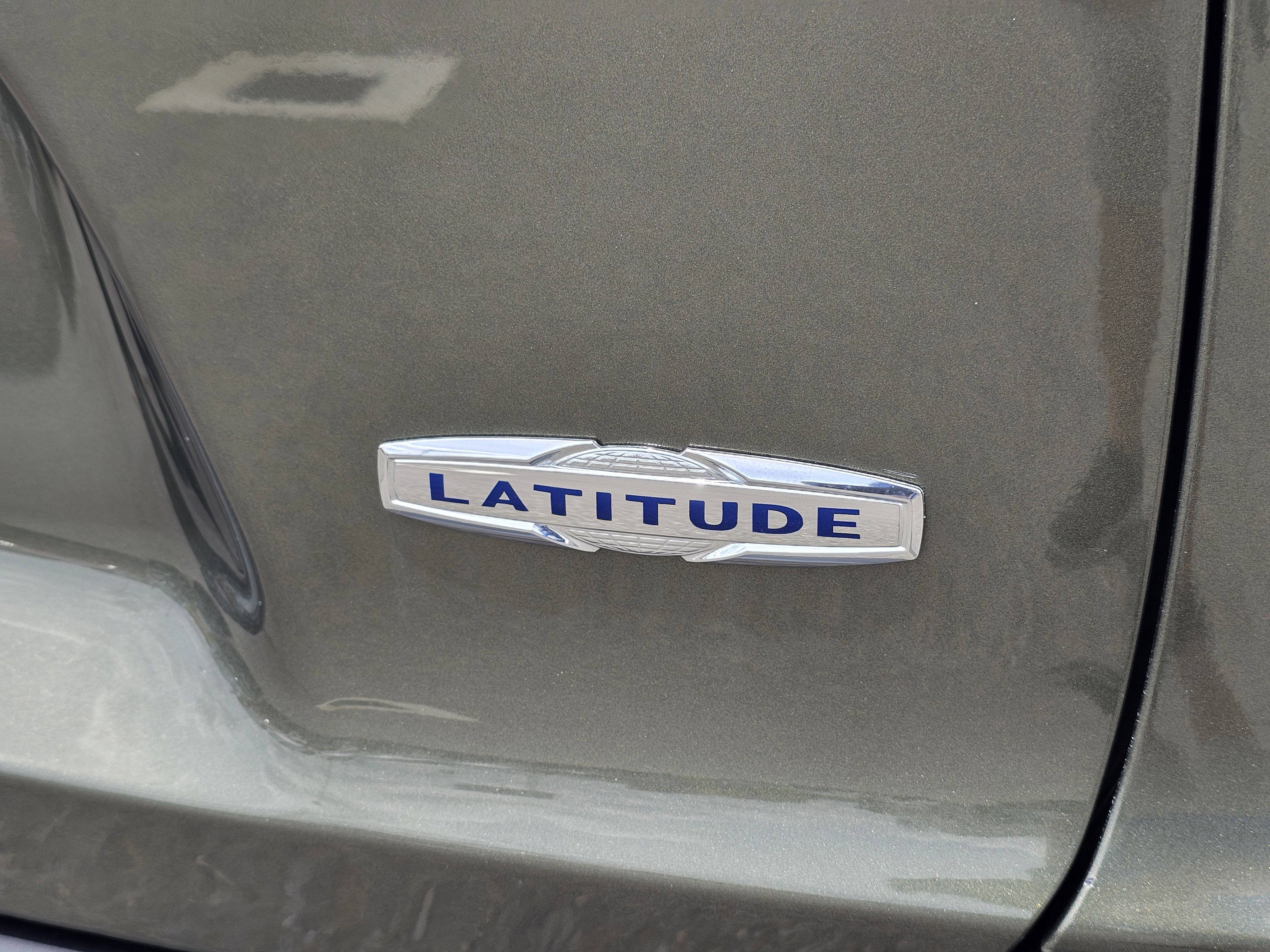 2021 Jeep Cherokee Latitude - Photo 10