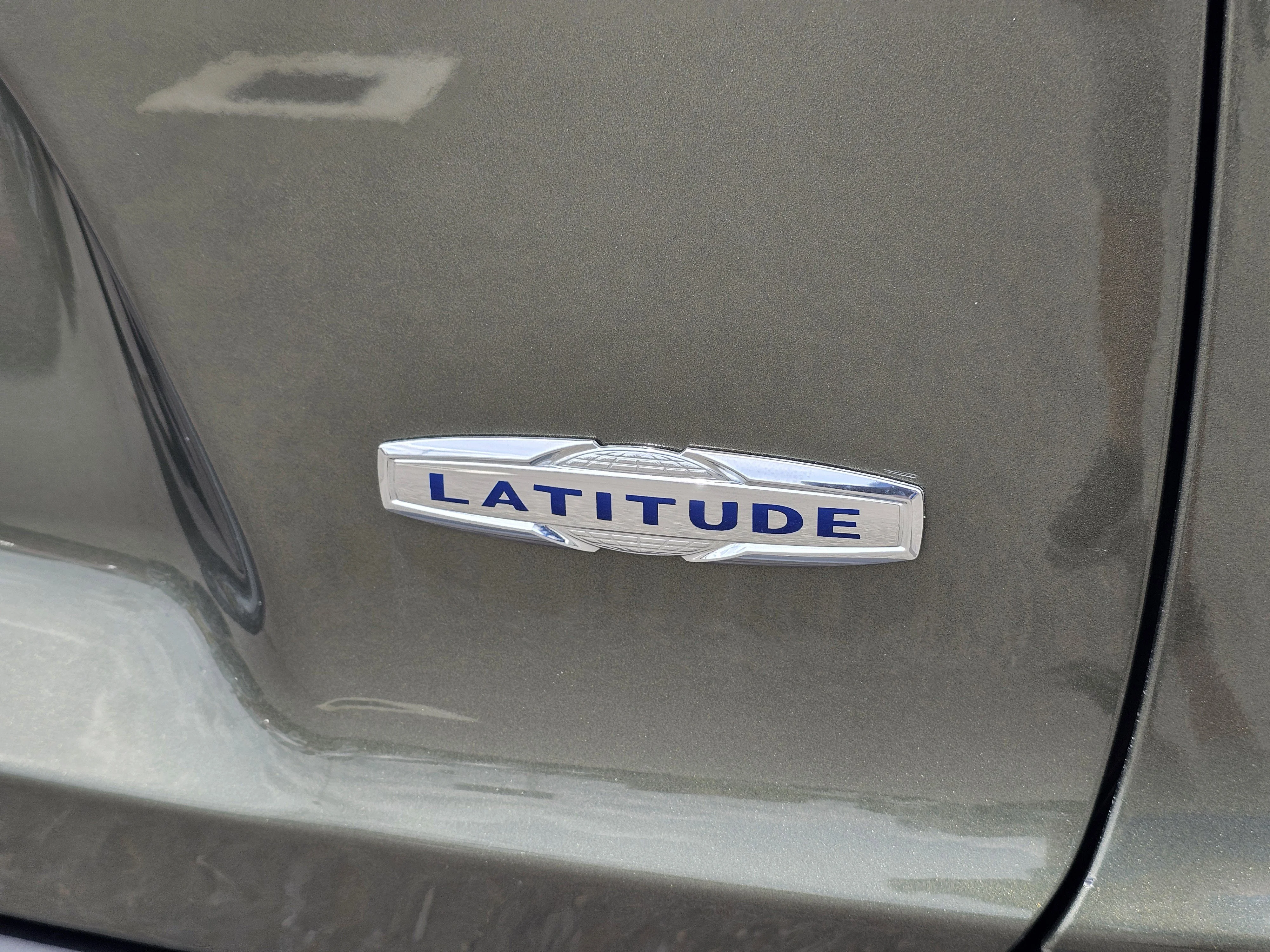 2021 Jeep Cherokee Latitude - Photo 10