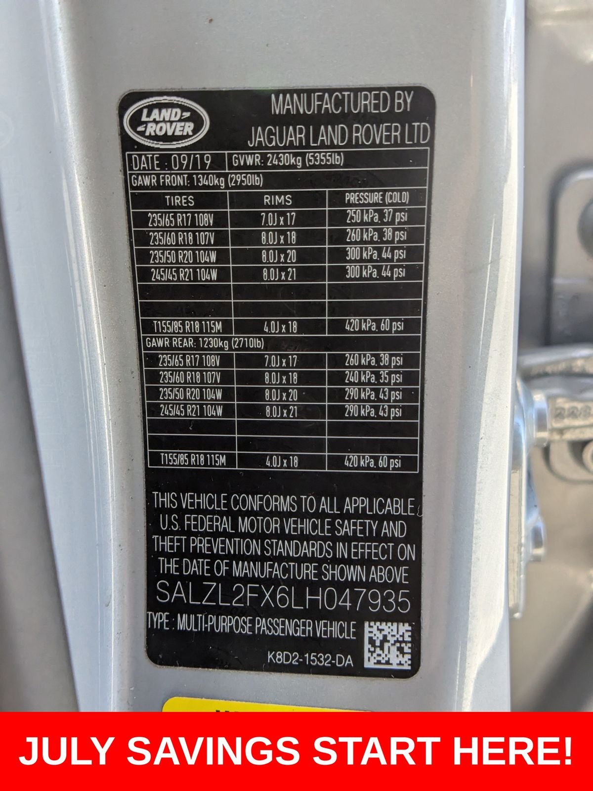 Used 2020 Gray Land Rover First Edition image 22