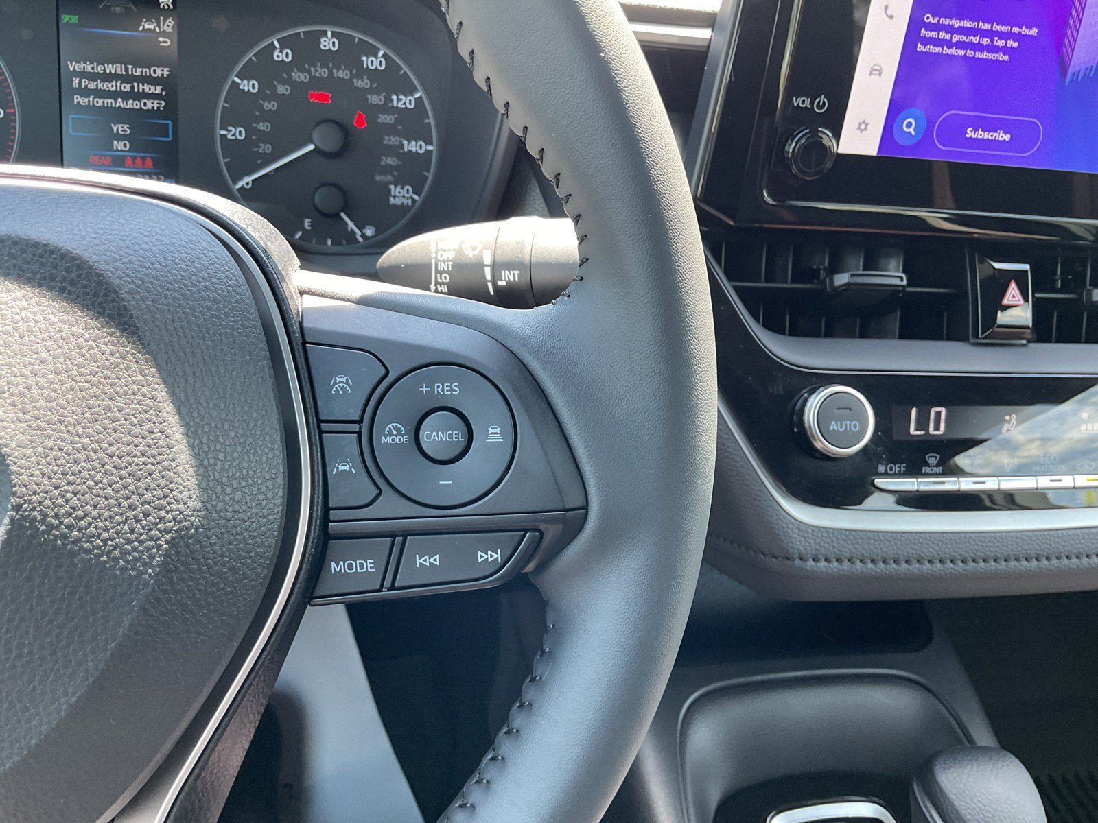 Certified Used 2025 Ice Toyota Hybrid SE image 22