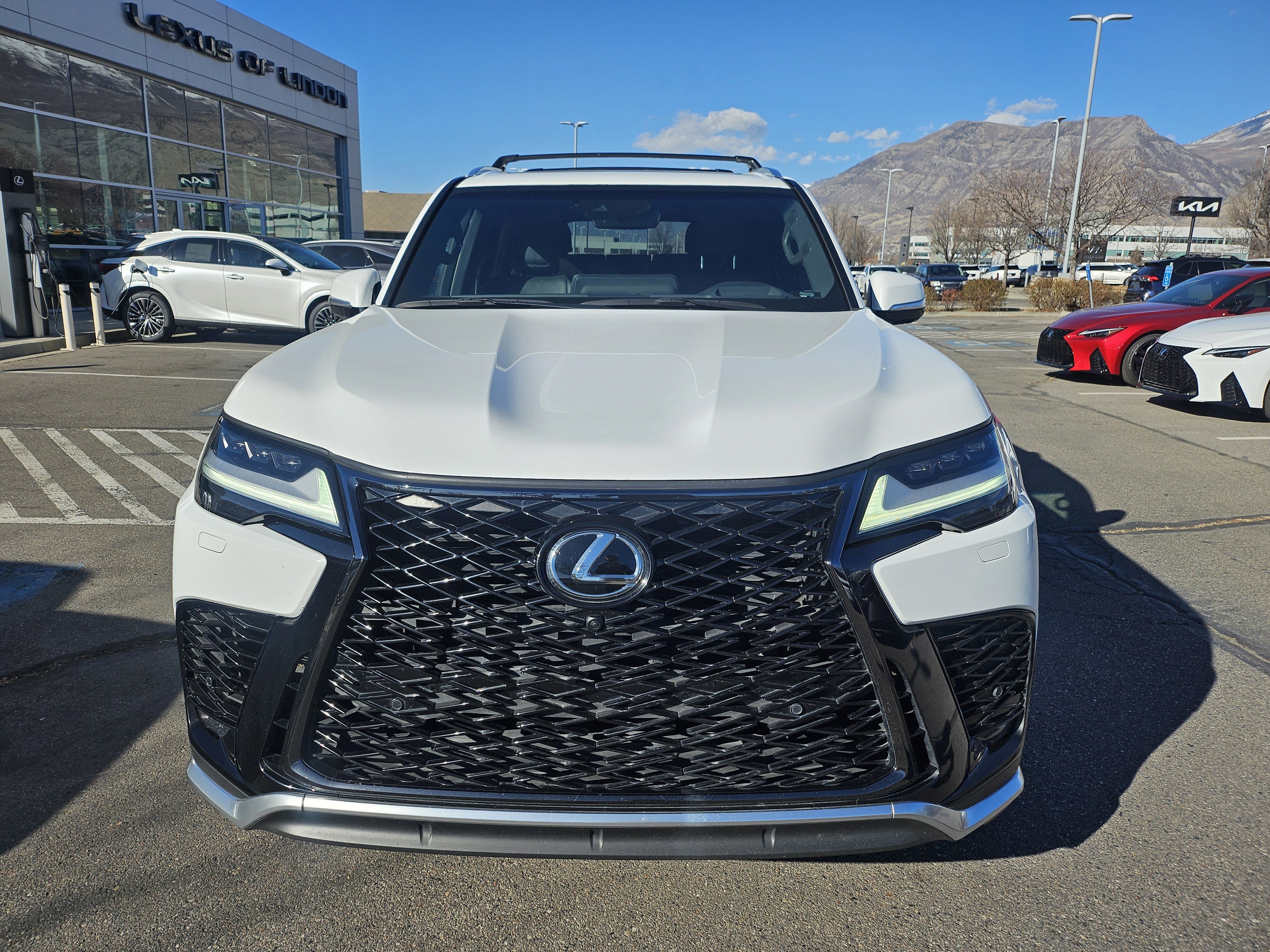 Used 2023 Ultra White Lexus 600 F SPORT image 2