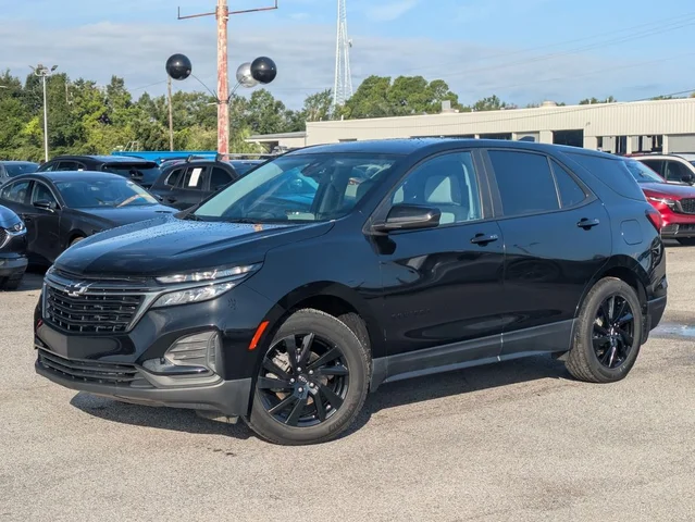 2023 Chevrolet Equinox LS