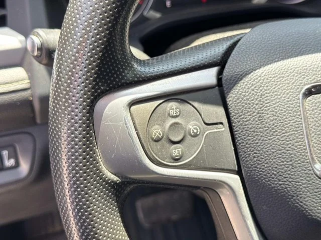 Used 2021 Gray GMC SLE image 31