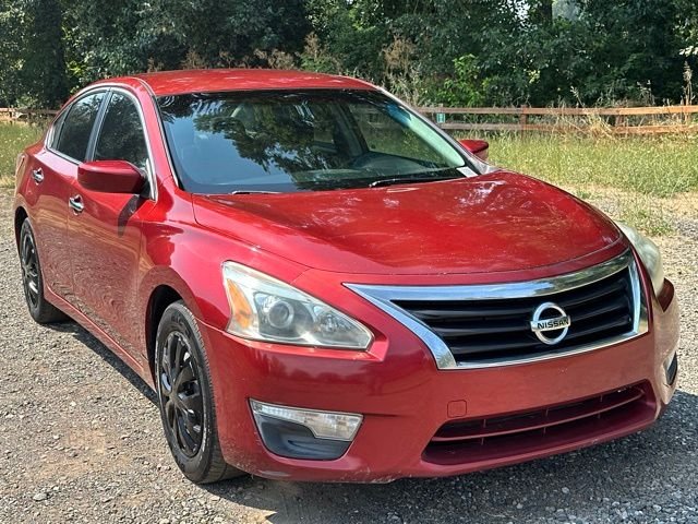 Used 2013 Nissan Altima Sedan S with VIN 1N4AL3APXDN583605 for sale in Gladstone, OR