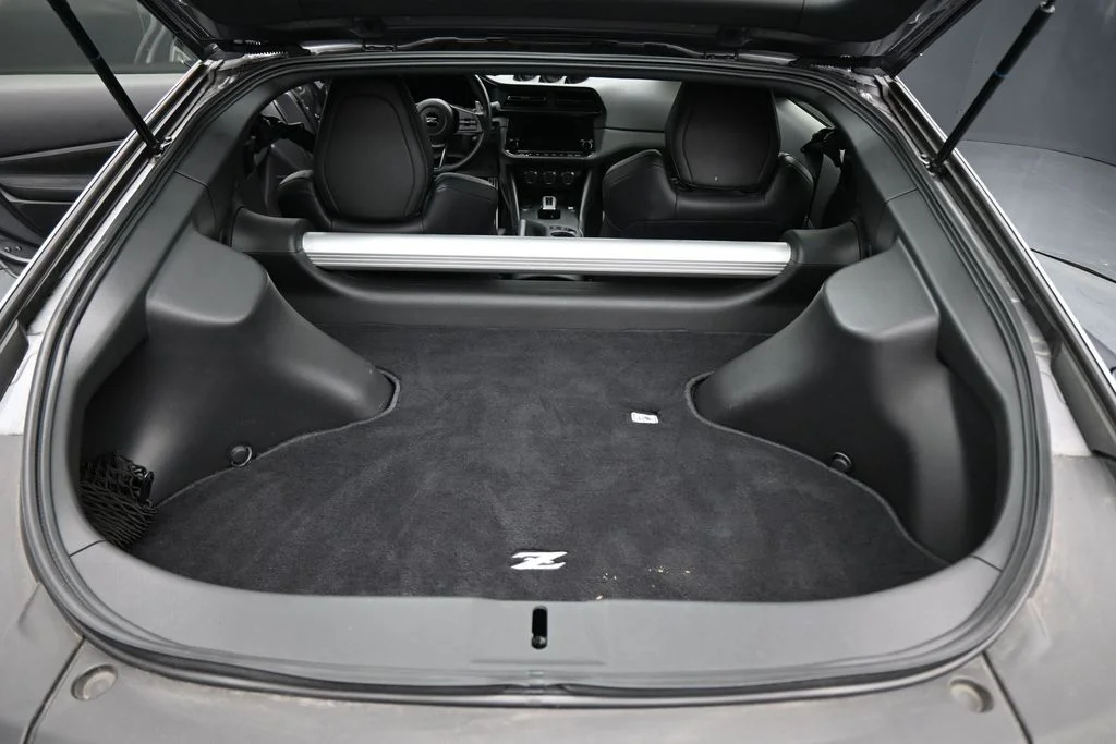 Used 2025 Gray Nissan Performance image 27